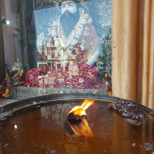 बाबा हरिदास जी: सेवा, श्रद्धा और मानवता के महान प्रतीक